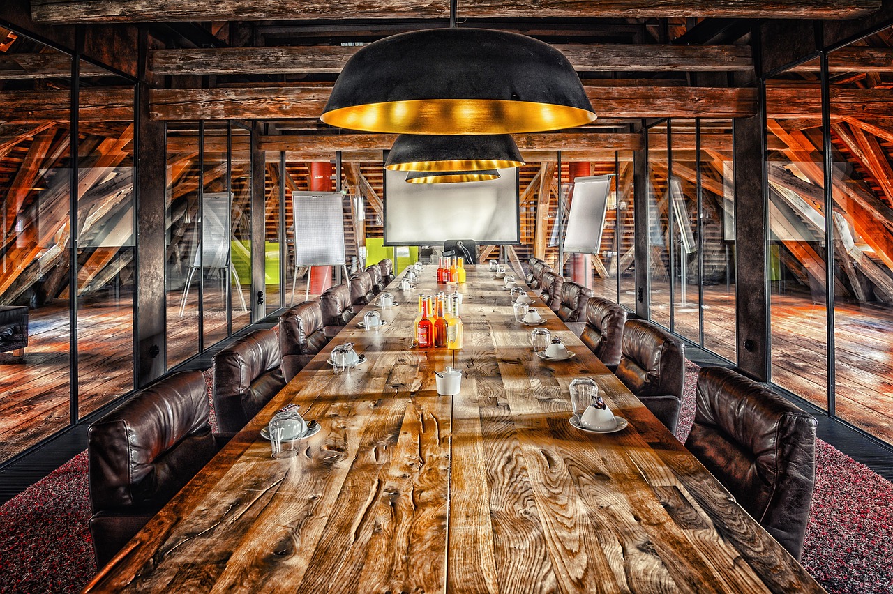 微信新号买卖：实名认证如何满足线上家政及涉及个人隐私的需求