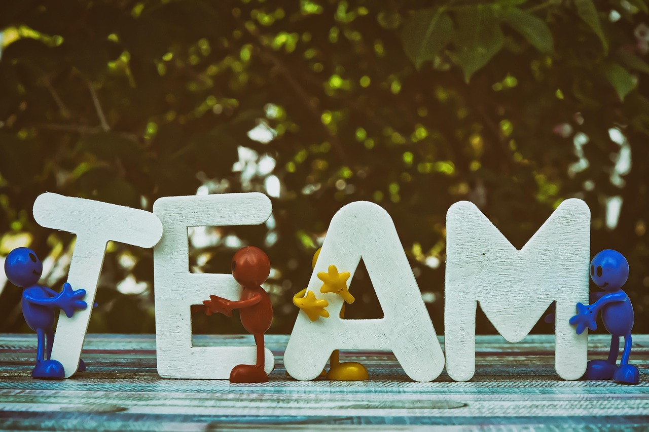 阿里手机卡实名账号：上海翱翔代理注册