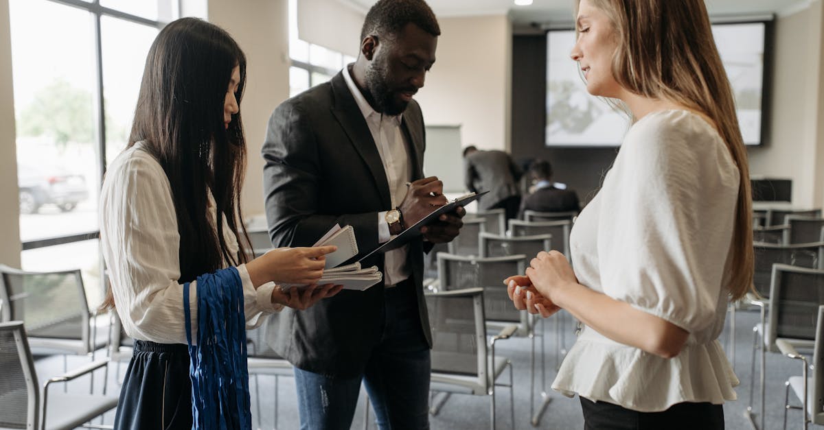 天富石家庄名人书画平台代理